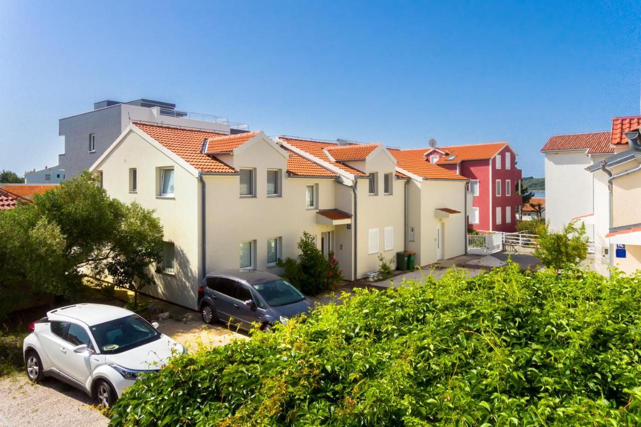 Apartman Karla Mara Ana Ivan & Jo Srima Exterior foto